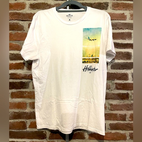 2/$15 Hollister California White T-Shirt Size Large - Picture 1 of 8